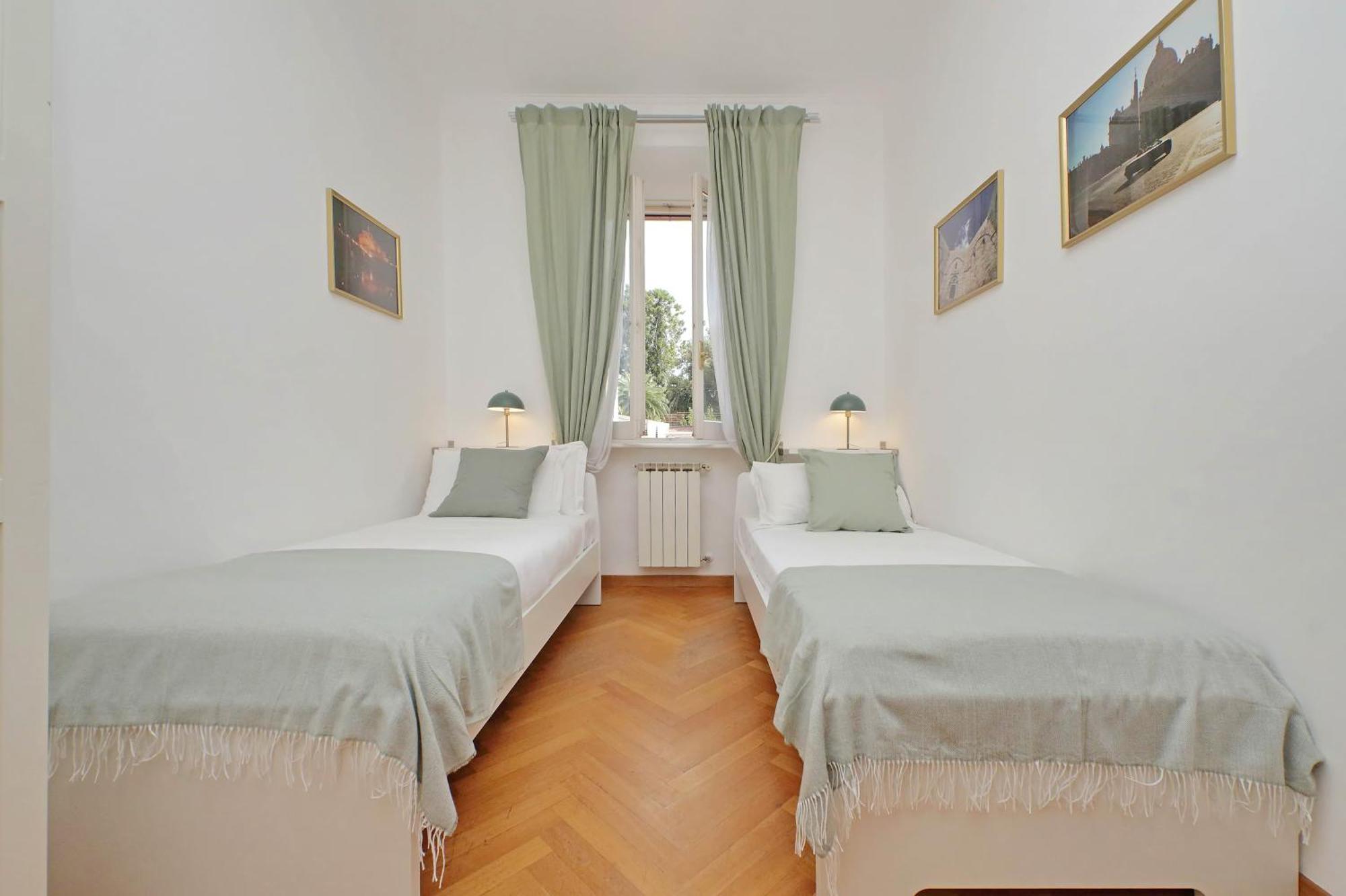 Ych-Comfortable 2 Bedrooms Flat Near Colosseum Rom Exteriör bild